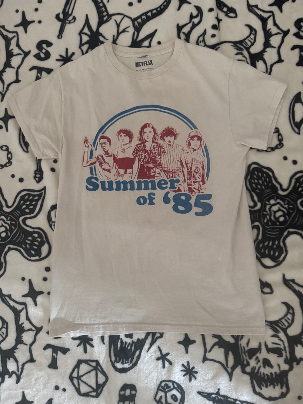 Netflix Stranger Things Summer of 85 Men’s Shirt Small
